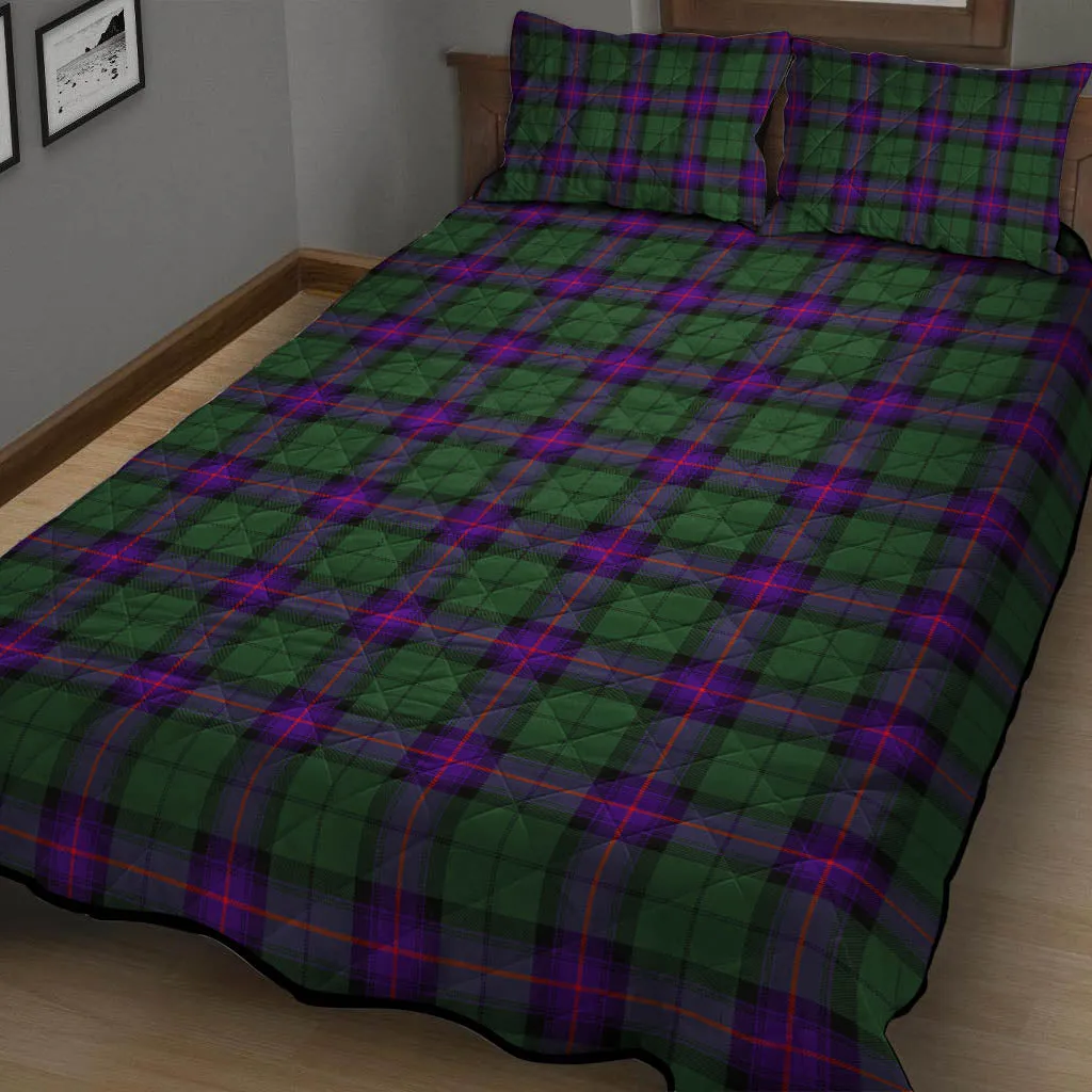 Armstrong Modern Tartan Quilt Bed Set