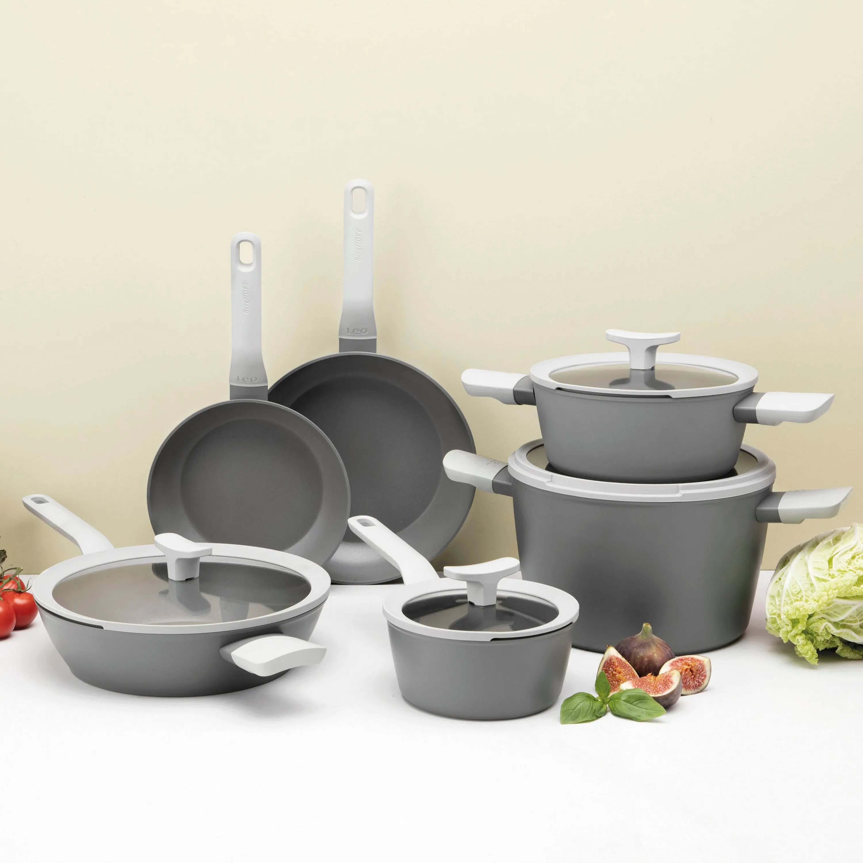 BergHOFF Leo 10Pc Nonstick Ceramic Cookware Set With Glass lid, Grey