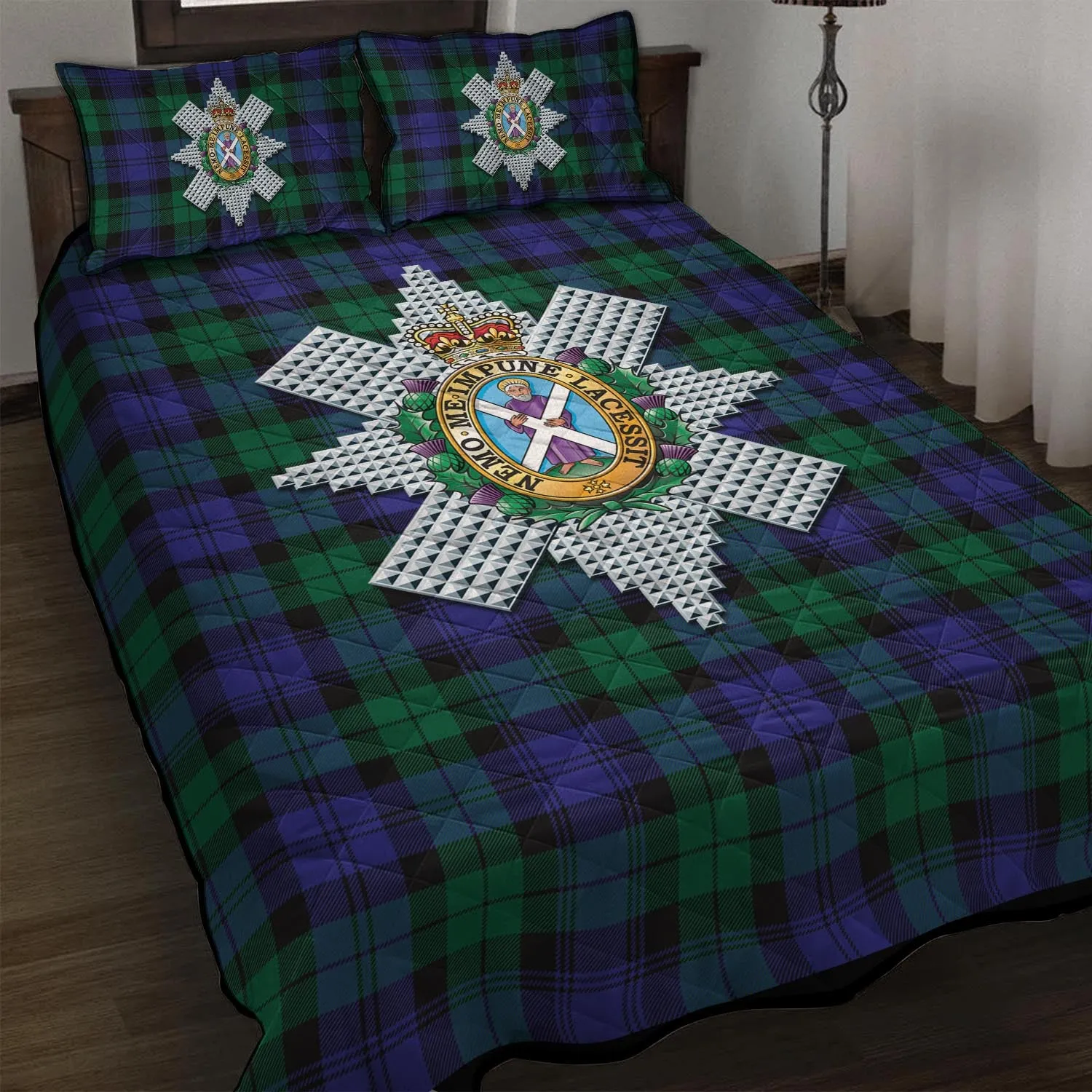 Black Watch Modern Tartan Quilt Bed Set with Family Crest