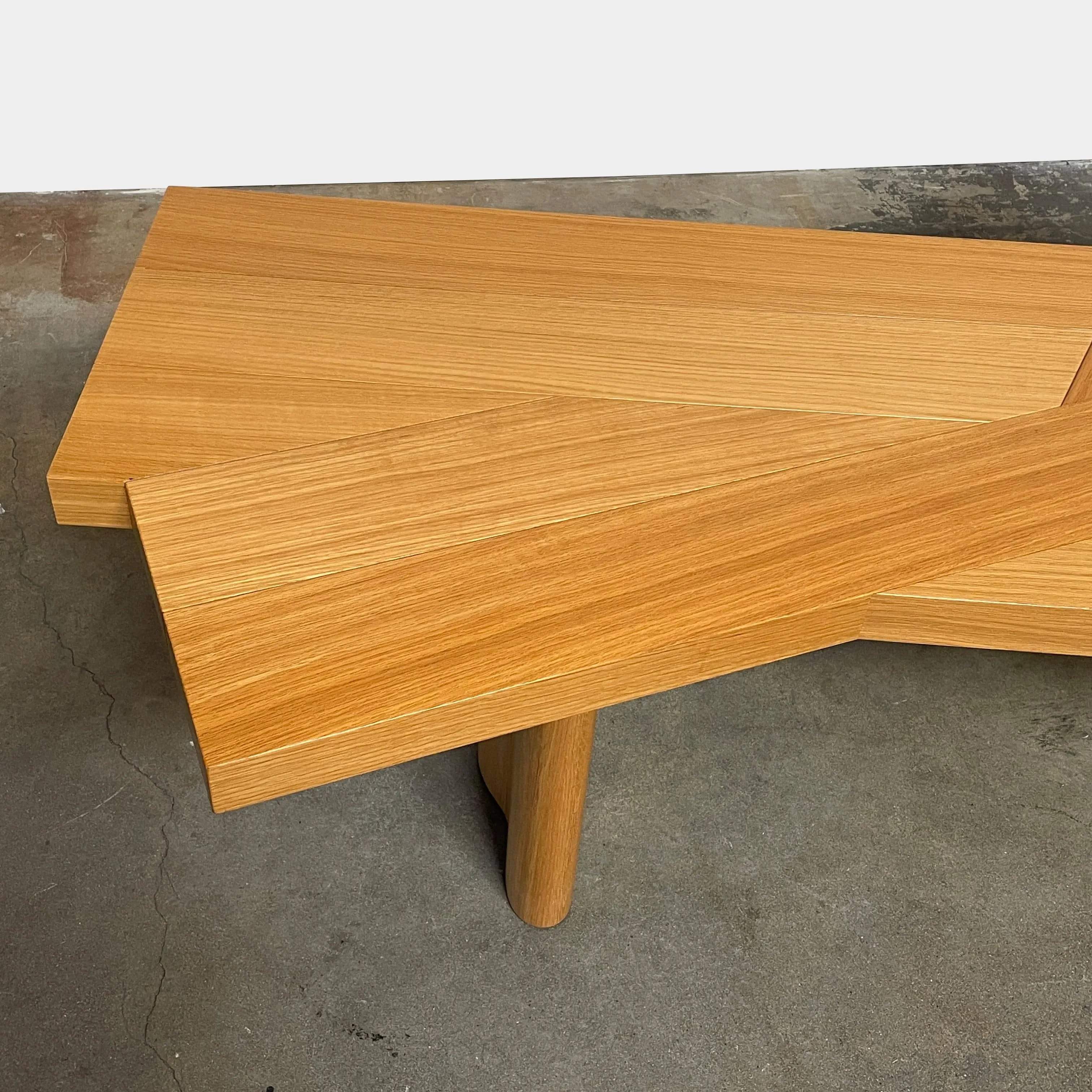 Cassina Ventaglio Table