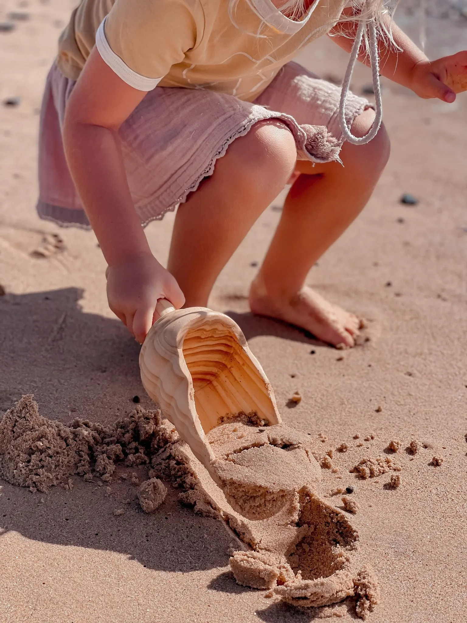 Explore Nook Large Wooden Vintage Style Shovel Sensory Toys 3yrs 