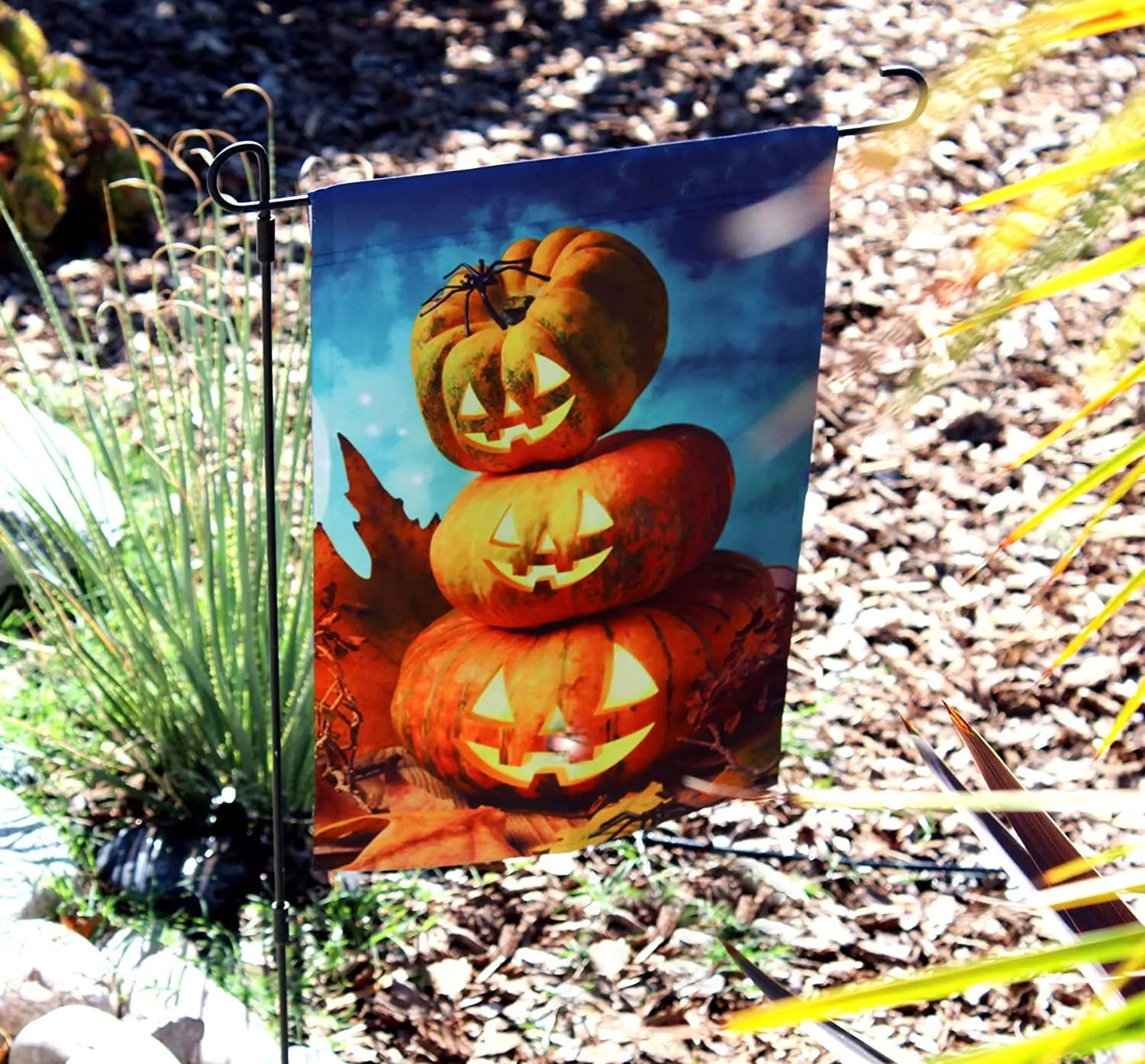 Halloween Jack-O-Lanterns Fall Garden Flag - 12" x 18"