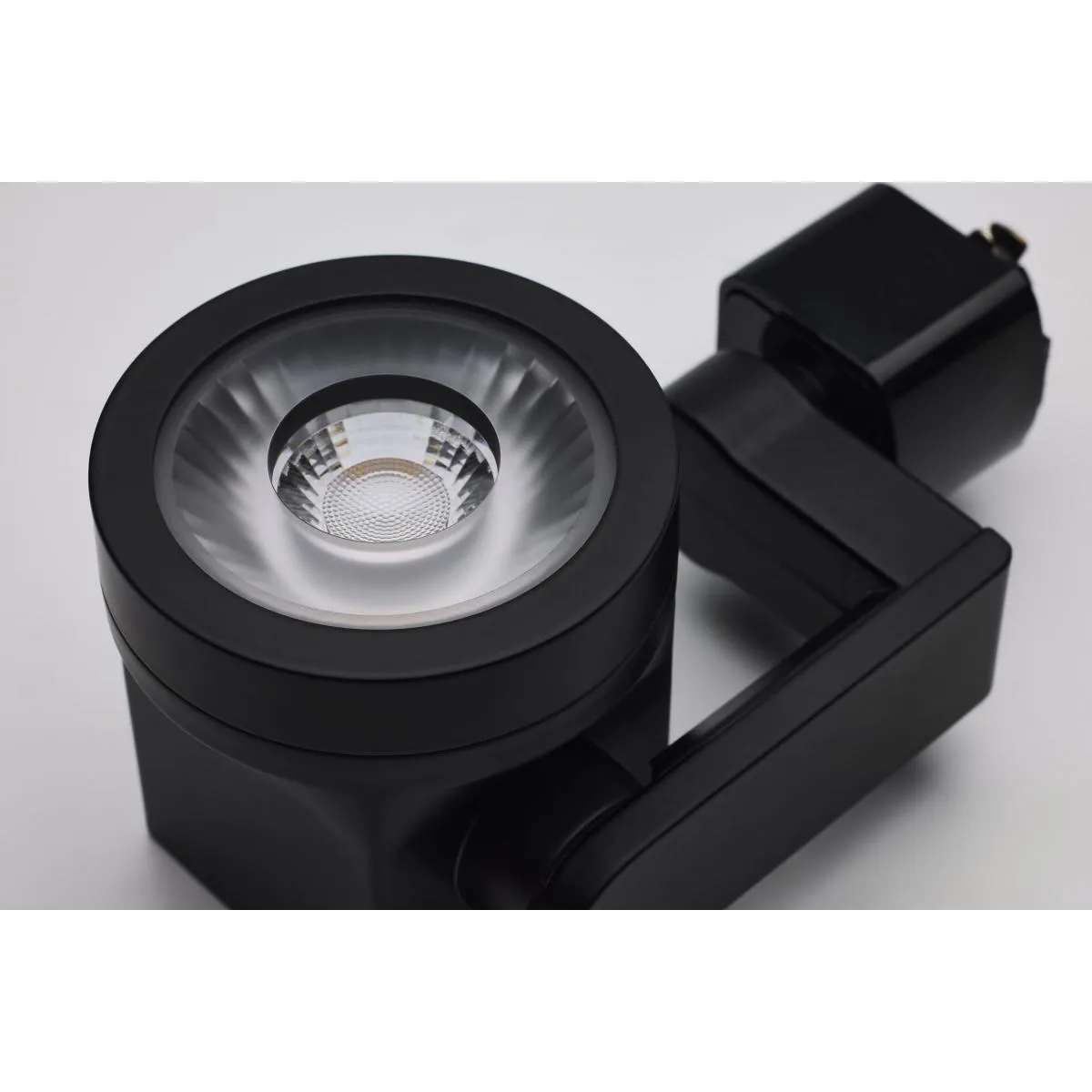 LED Lantern Style Track Head 12W 1020 Lumens 3000K, Halo, 24 Beam Angle, Black Finish