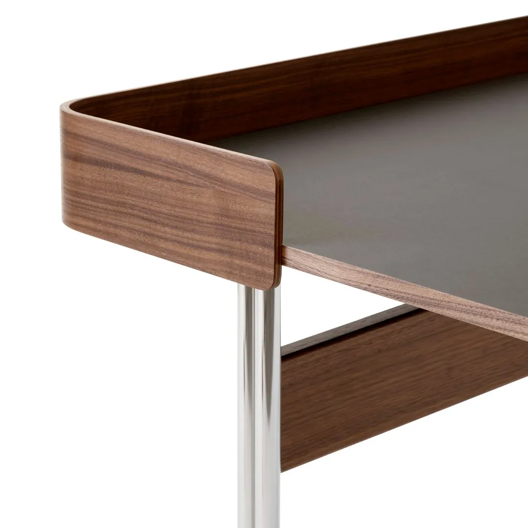 Pavilion AV17 Desk