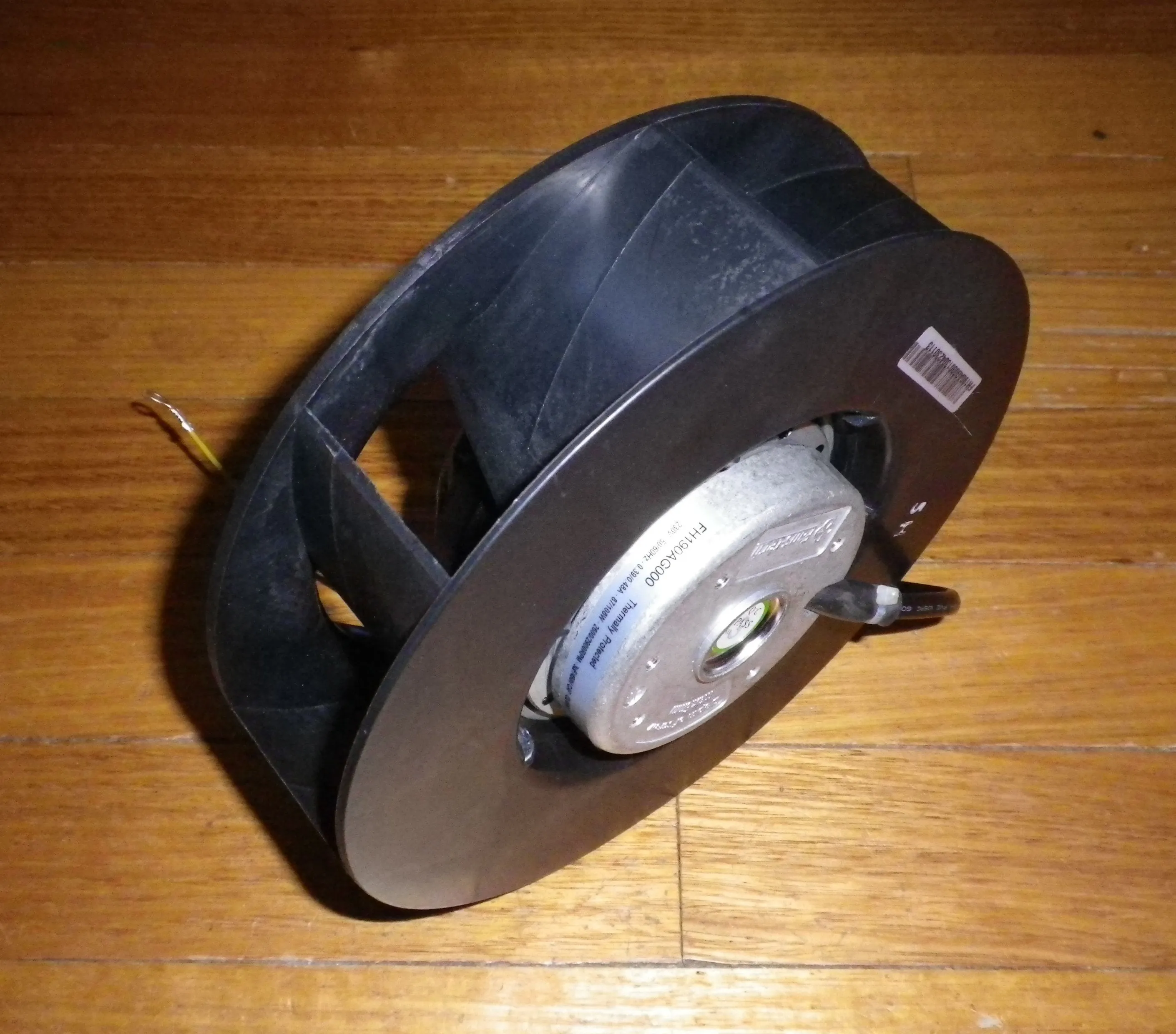 Robinhood Rangehood Fan Motor & Fan Blade with Run Cap Part # 111088 & 103950