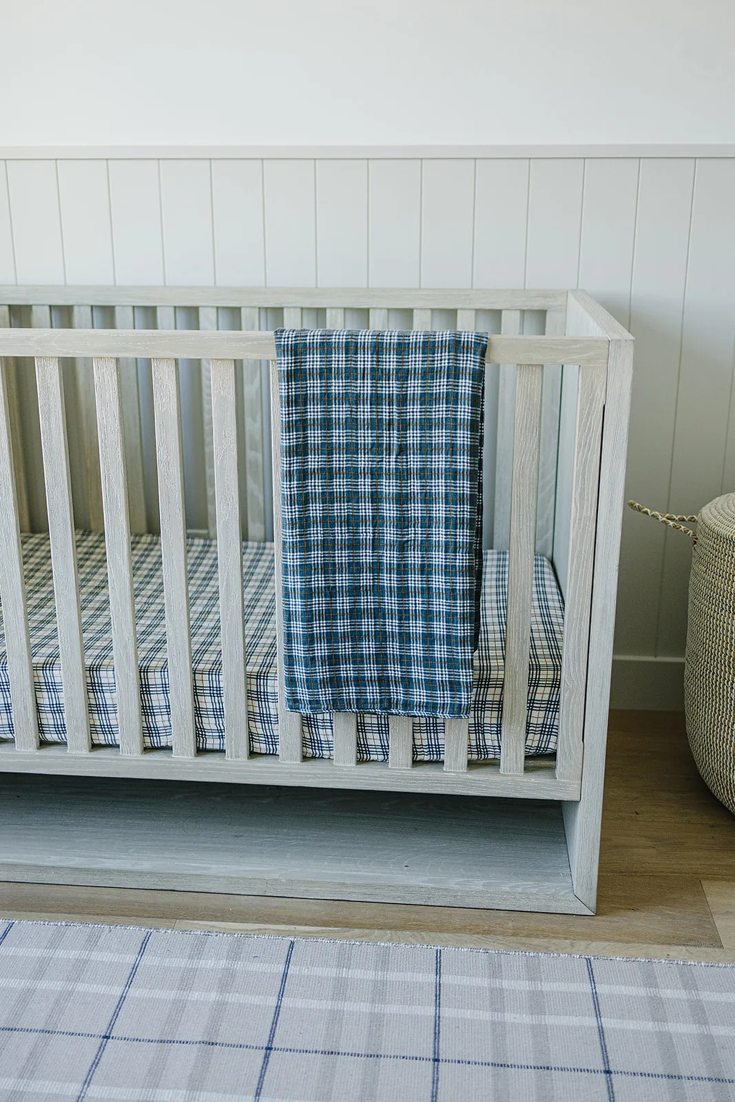 Vintage Plaid   Navy Plaid Muslin Quilt